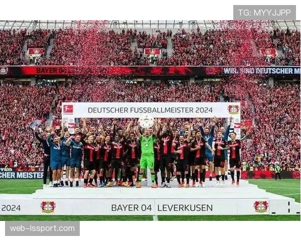 德甲：勒沃库森2-2战平斯图加特，赛季不败纪录延续至38场